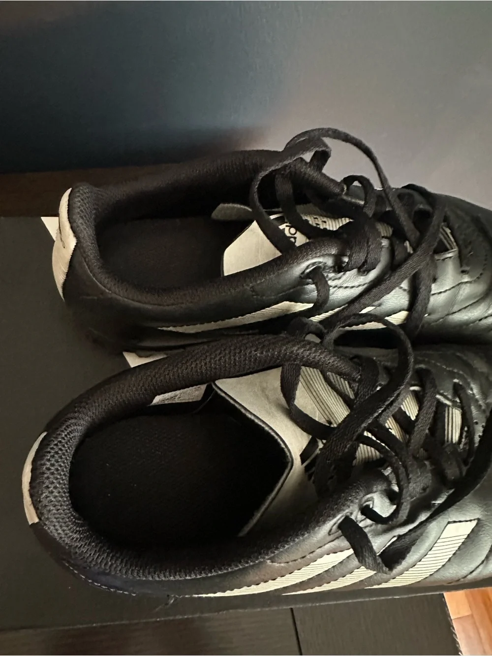 Adidas soccer turf cleats size 5.5